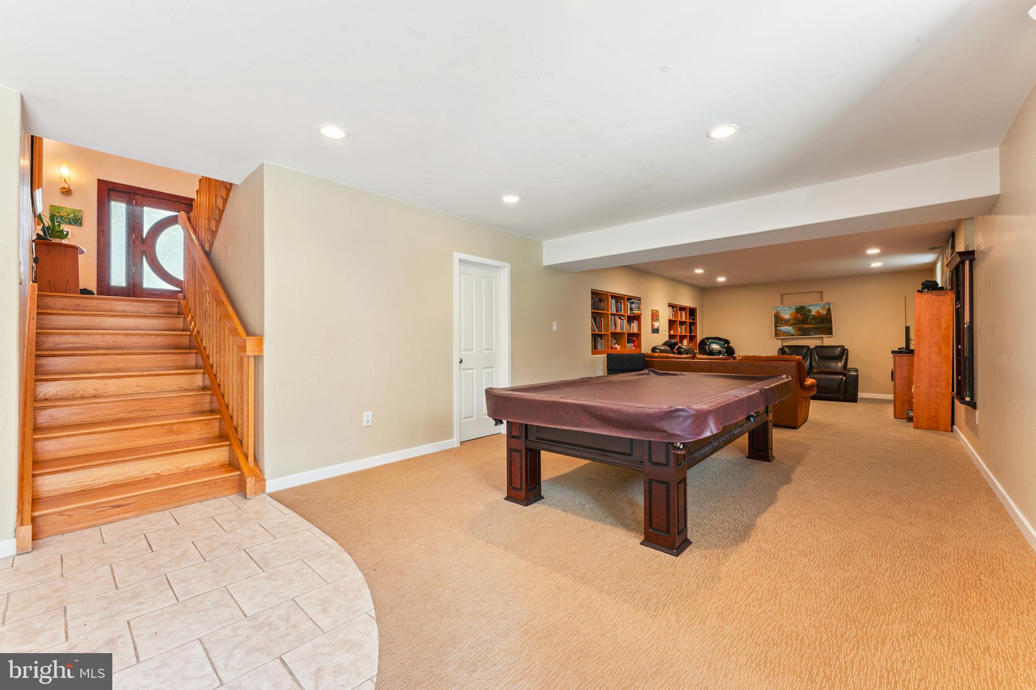 HUNTINGDON VALLEY - Residential