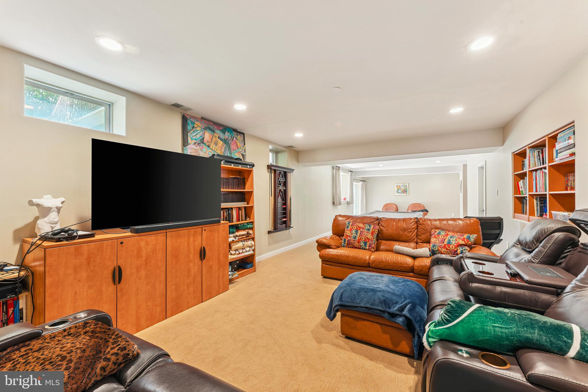 HUNTINGDON VALLEY - Residential