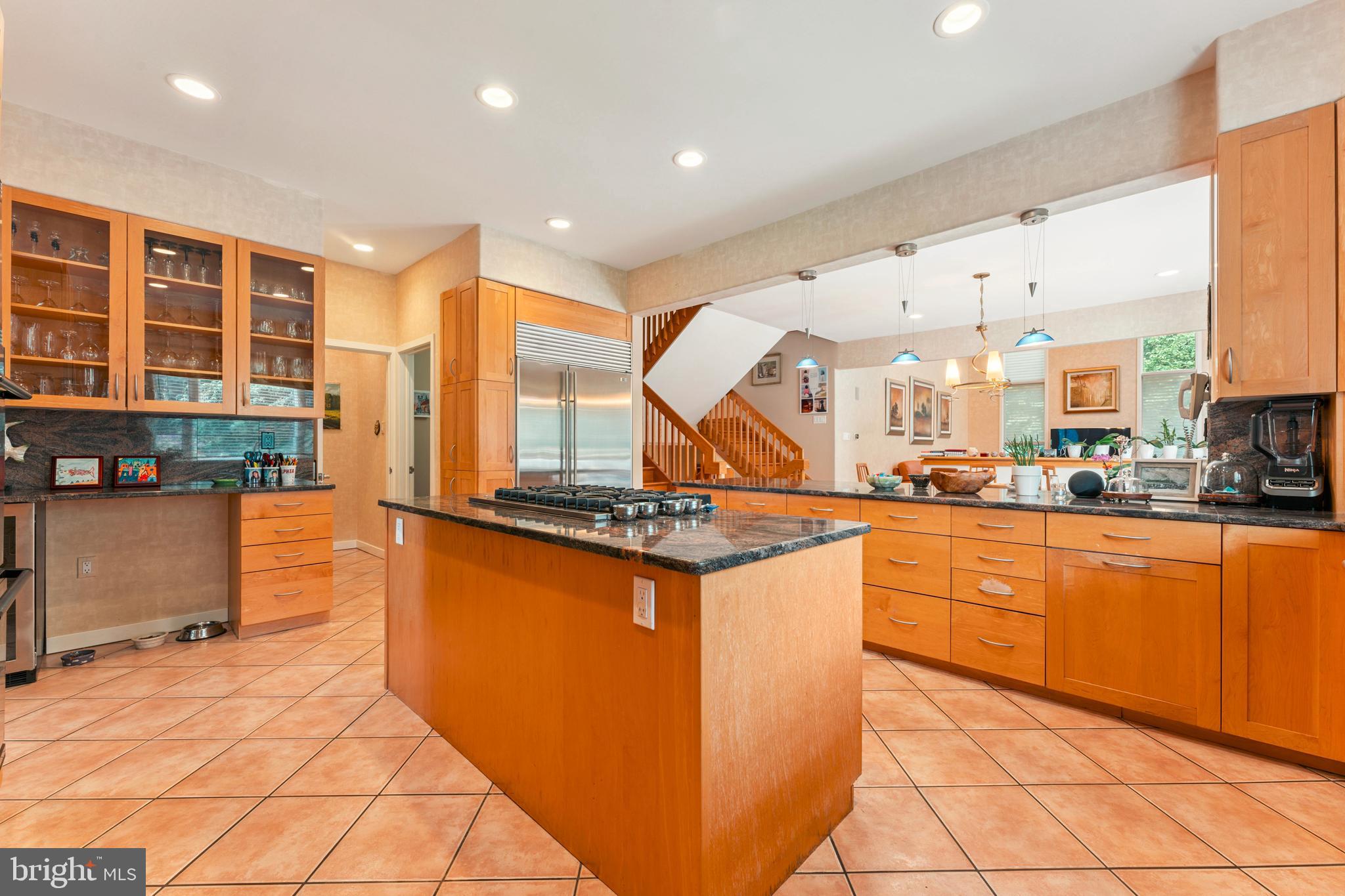 HUNTINGDON VALLEY - Residential