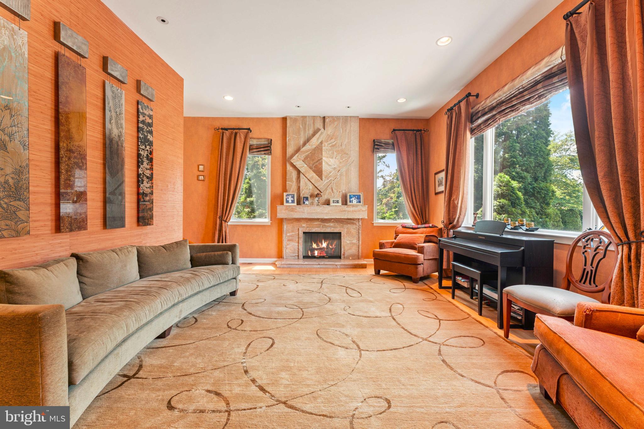 HUNTINGDON VALLEY - Residential