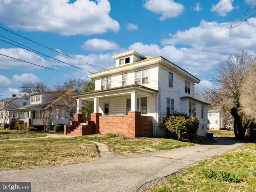 LAUREL - Residential