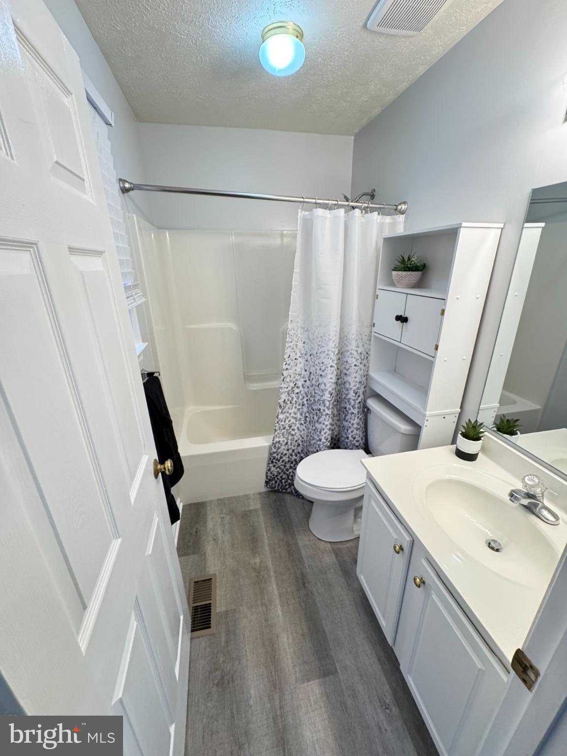 MADISON HEIGHTS - Residential