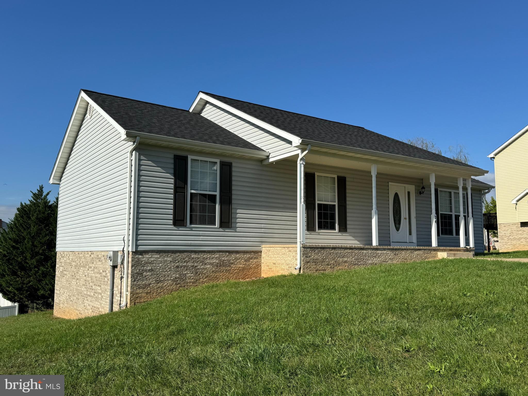 34 STUART COURT