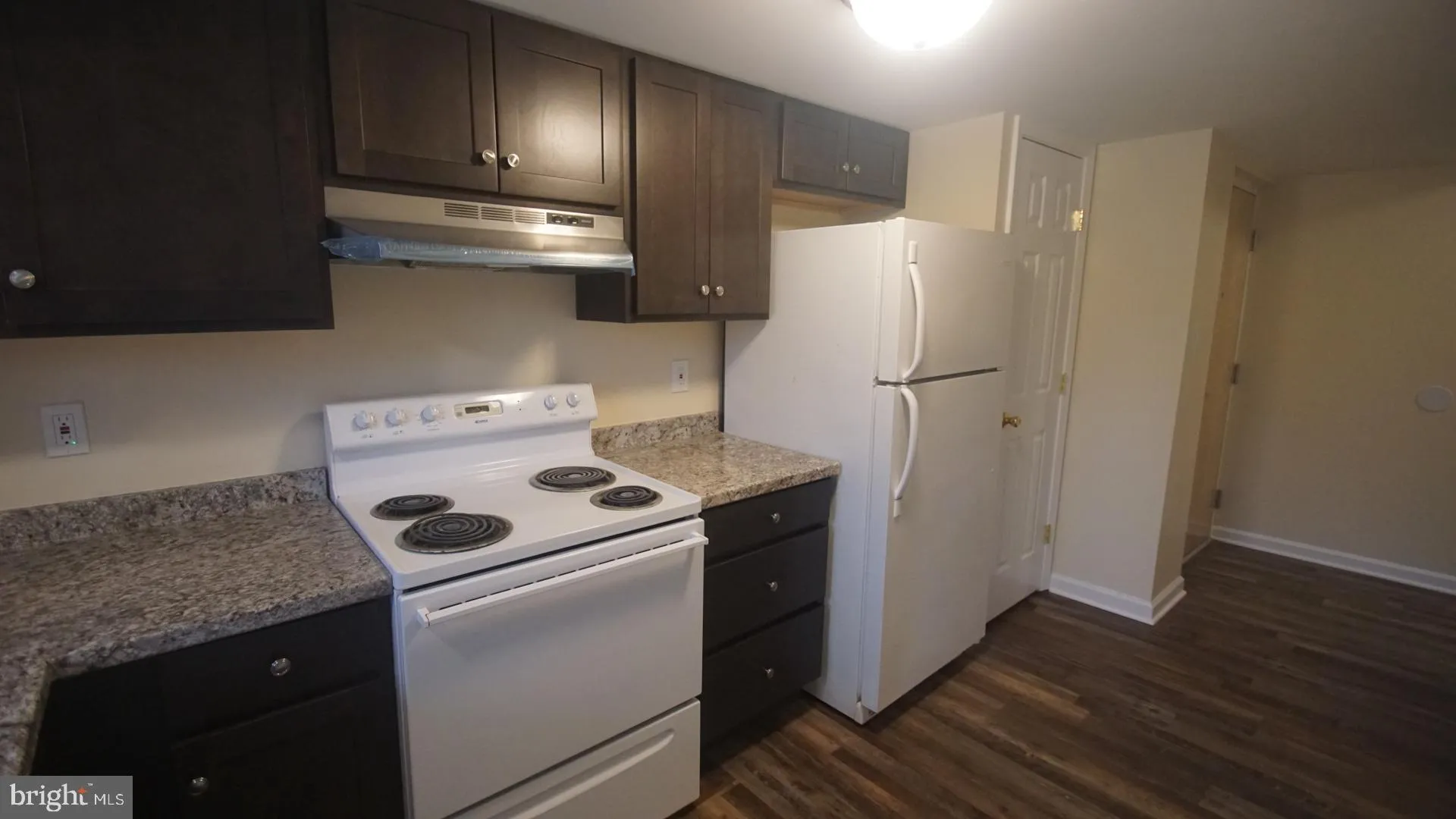 Downingtown, Pennsylvania 19335, United States, 1 Bedroom Bedrooms, ,1 BathroomBathrooms,Residential,Pending,99796