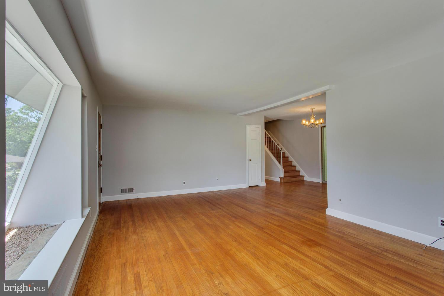 COURTLAND PARK - Residential