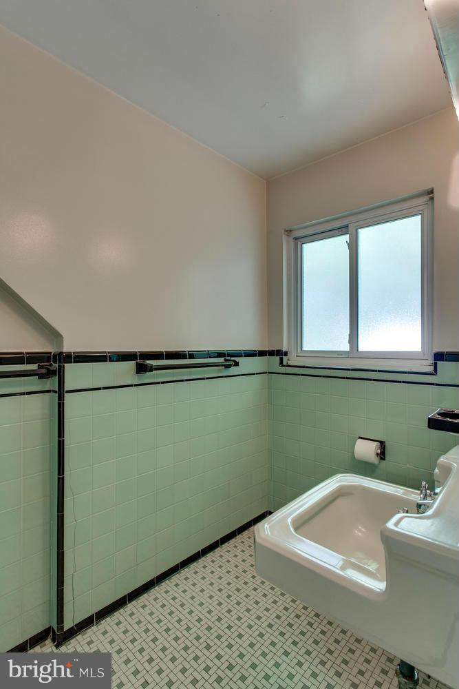 COURTLAND PARK - Residential