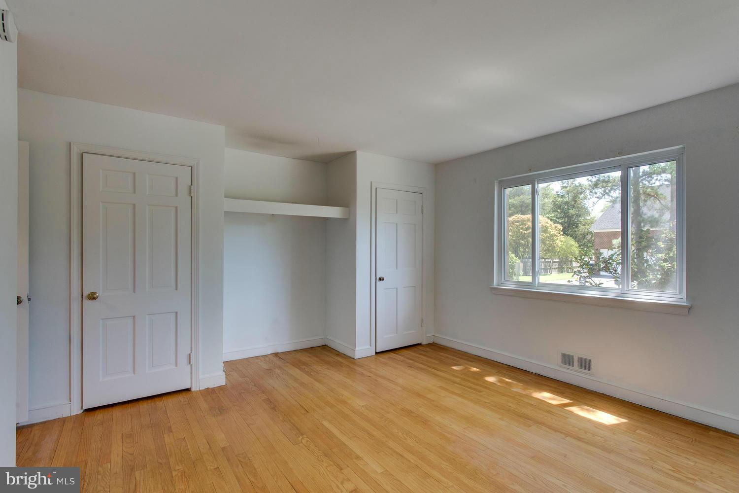 COURTLAND PARK - Residential