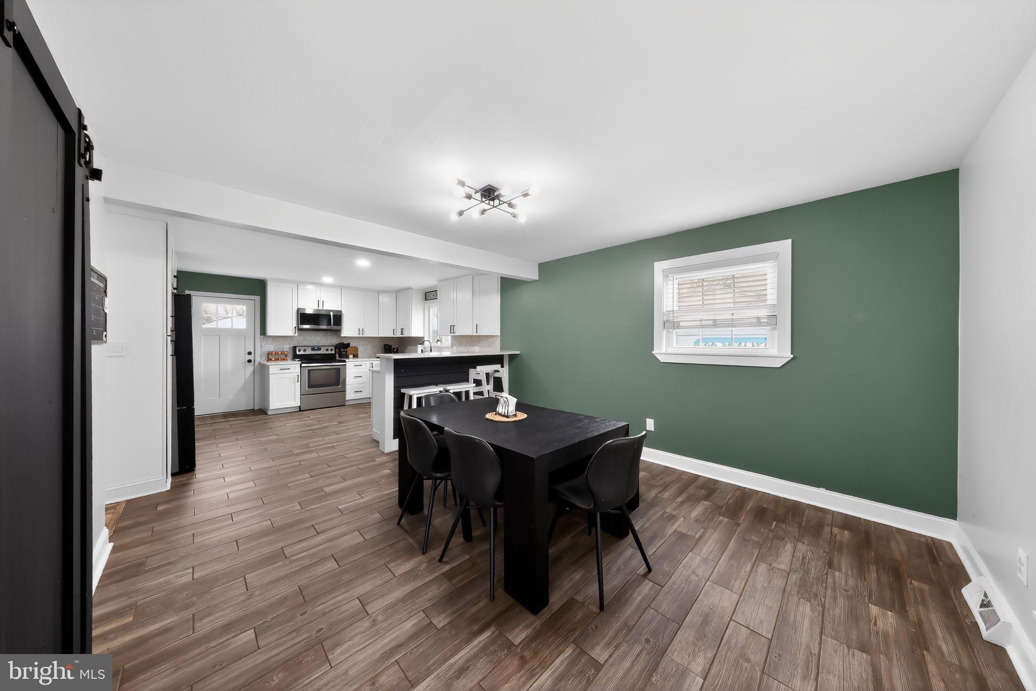 SUNNYSIDE ACRES - Residential