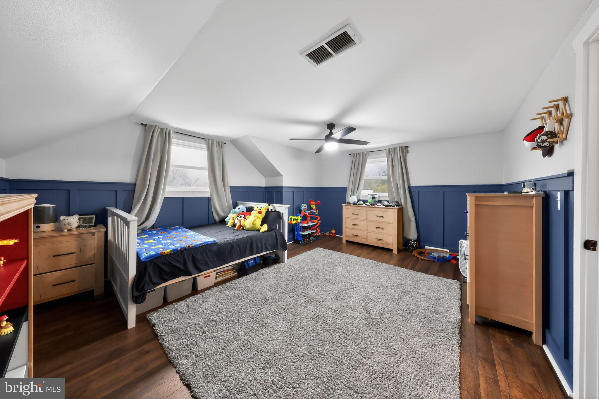 SUNNYSIDE ACRES - Residential