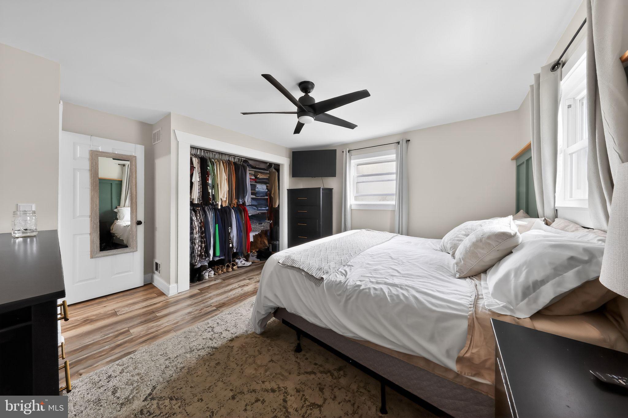 SUNNYSIDE ACRES - Residential