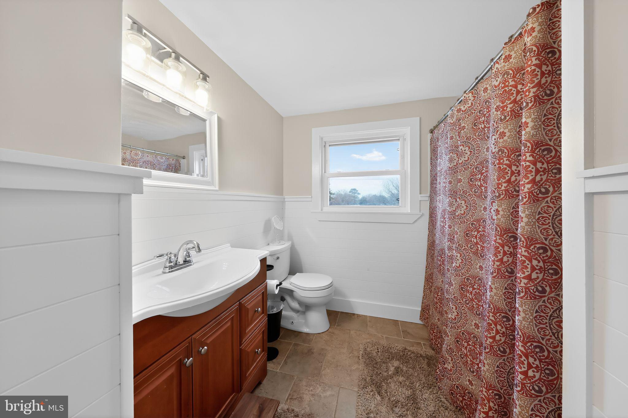 SUNNYSIDE ACRES - Residential