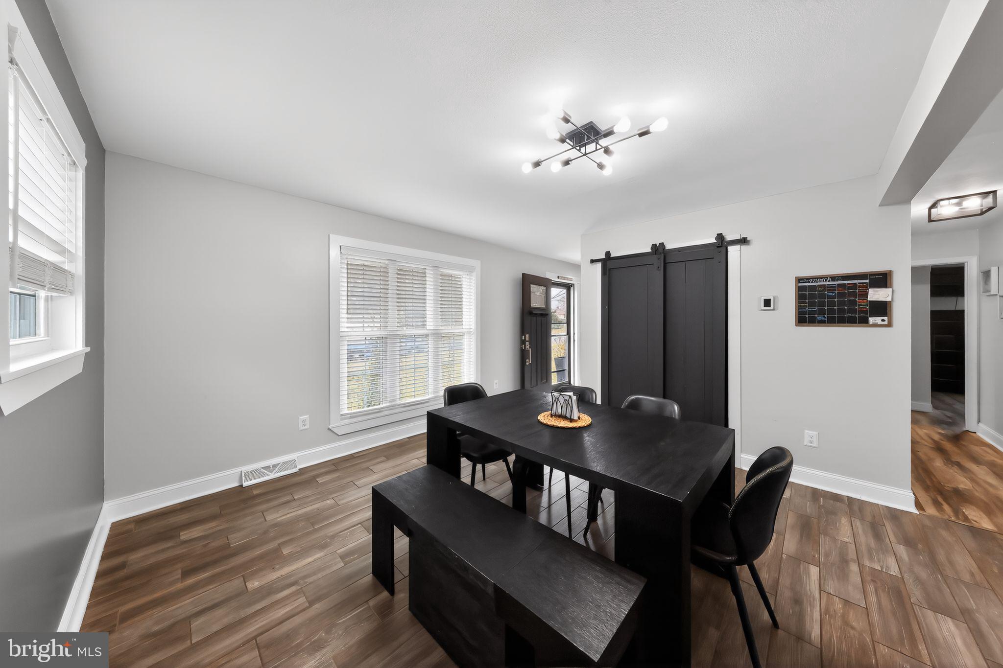 SUNNYSIDE ACRES - Residential