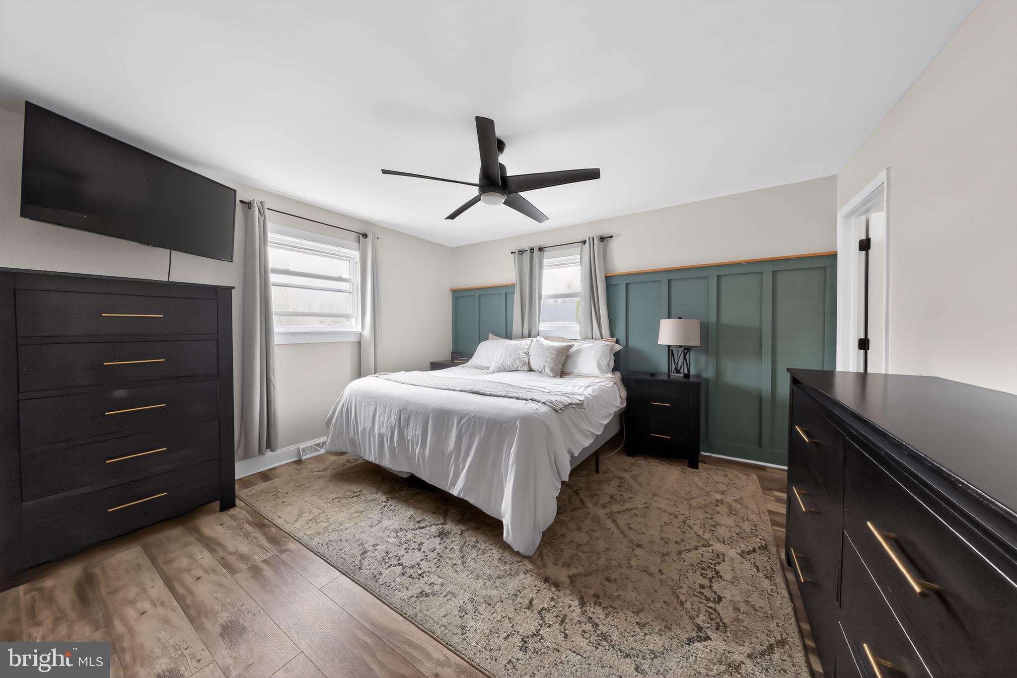 SUNNYSIDE ACRES - Residential