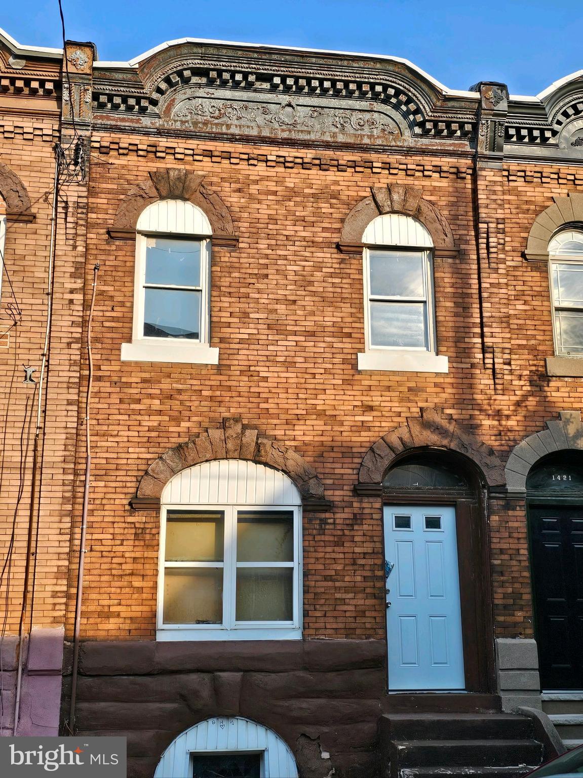 Large Property in Point Breeze being sold "AS IS"