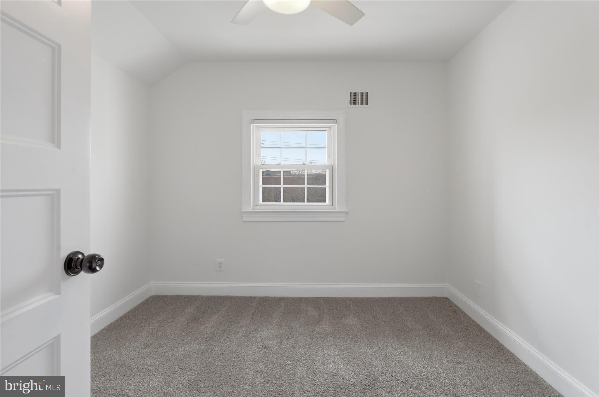 OAKCREST - Residential