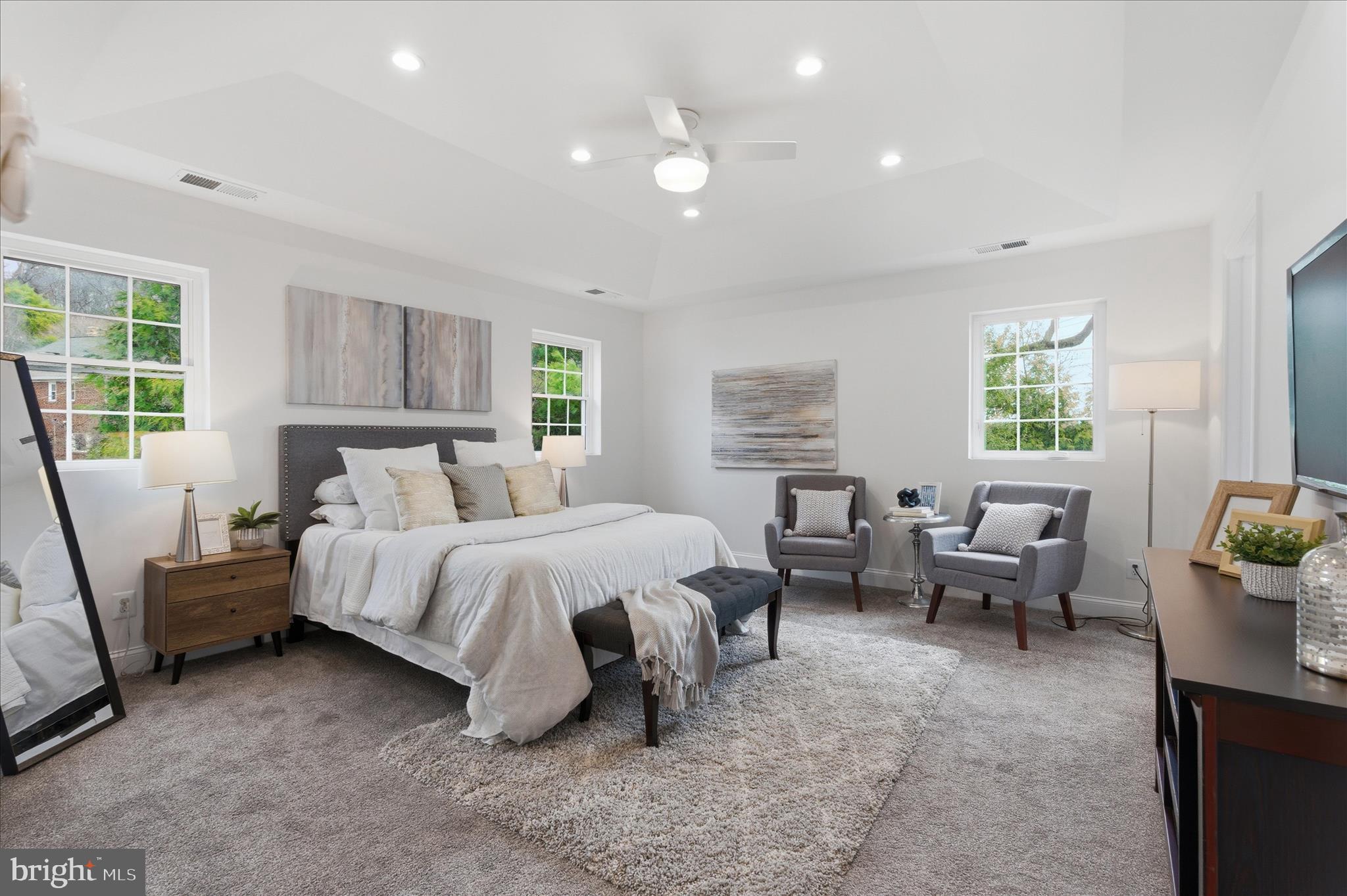 OAKCREST - Residential