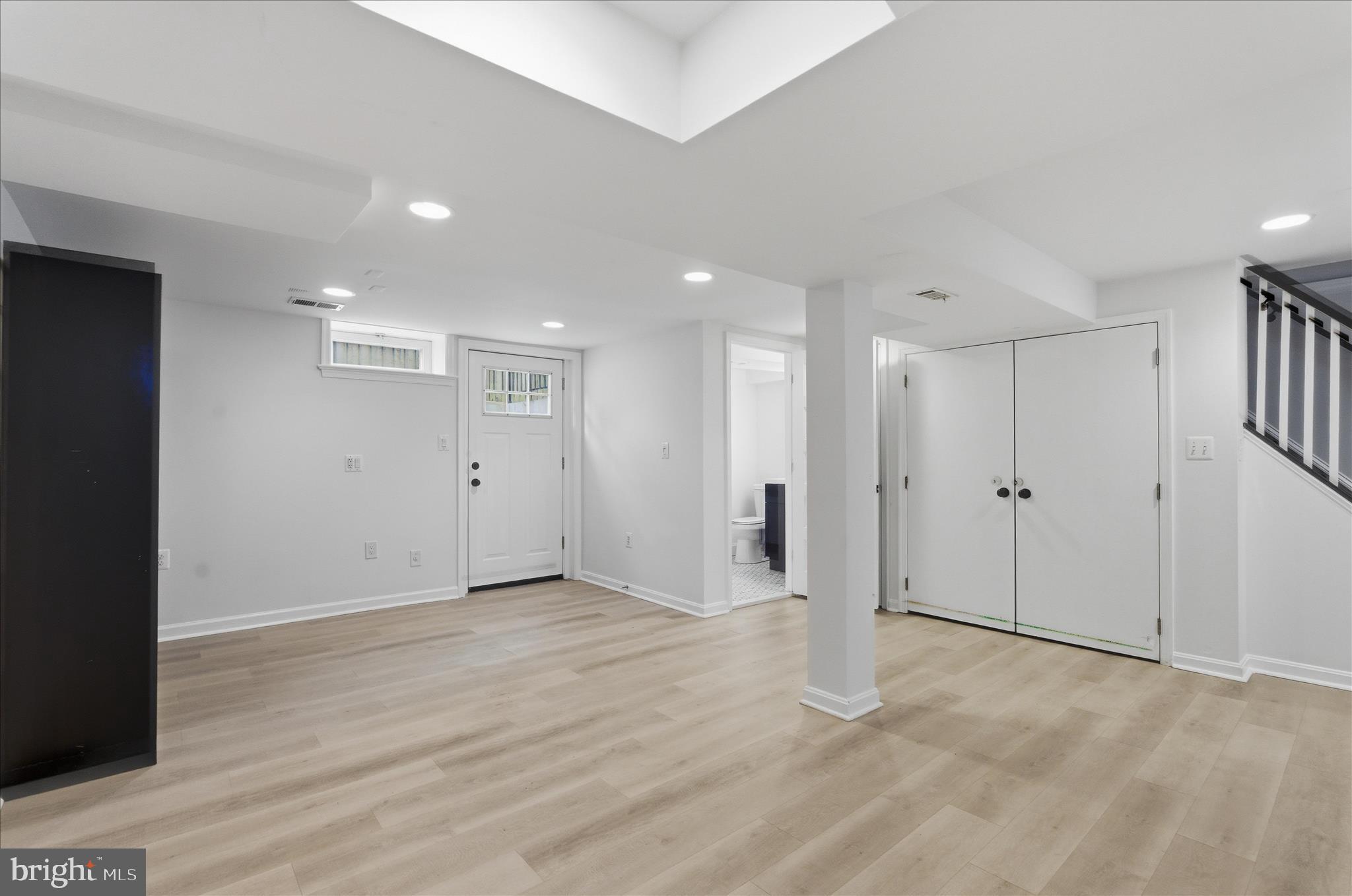 OAKCREST - Residential