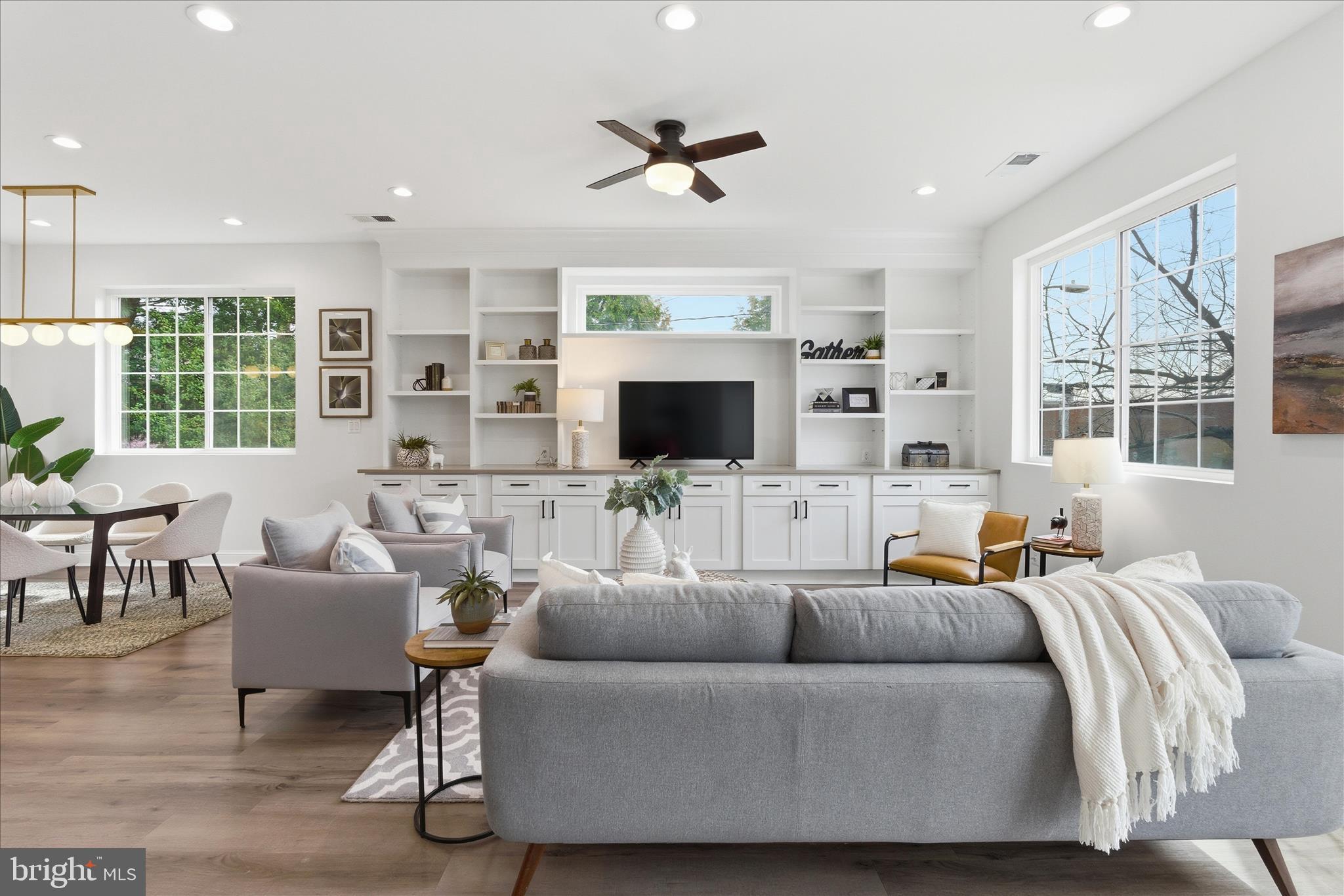 OAKCREST - Residential