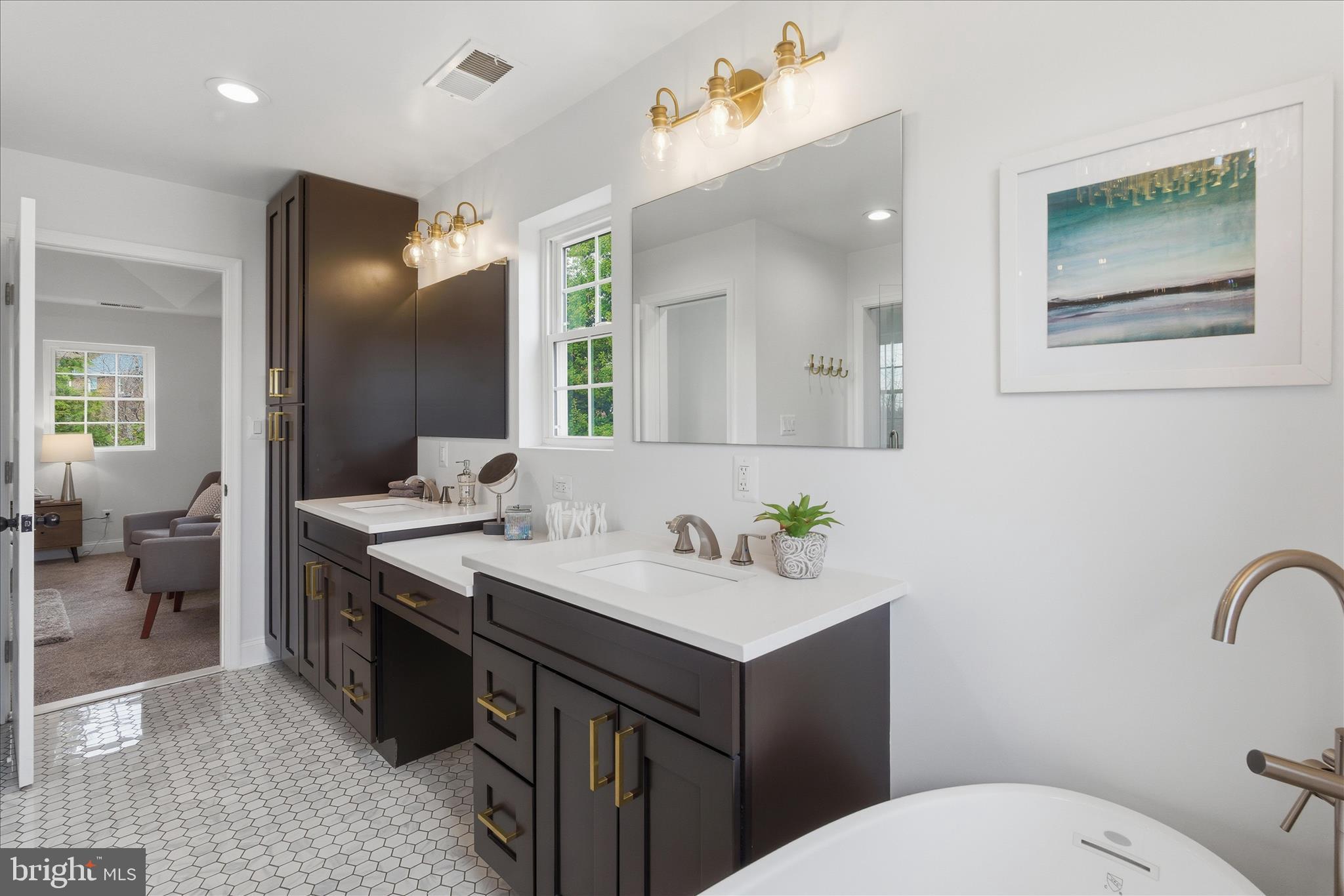 OAKCREST - Residential