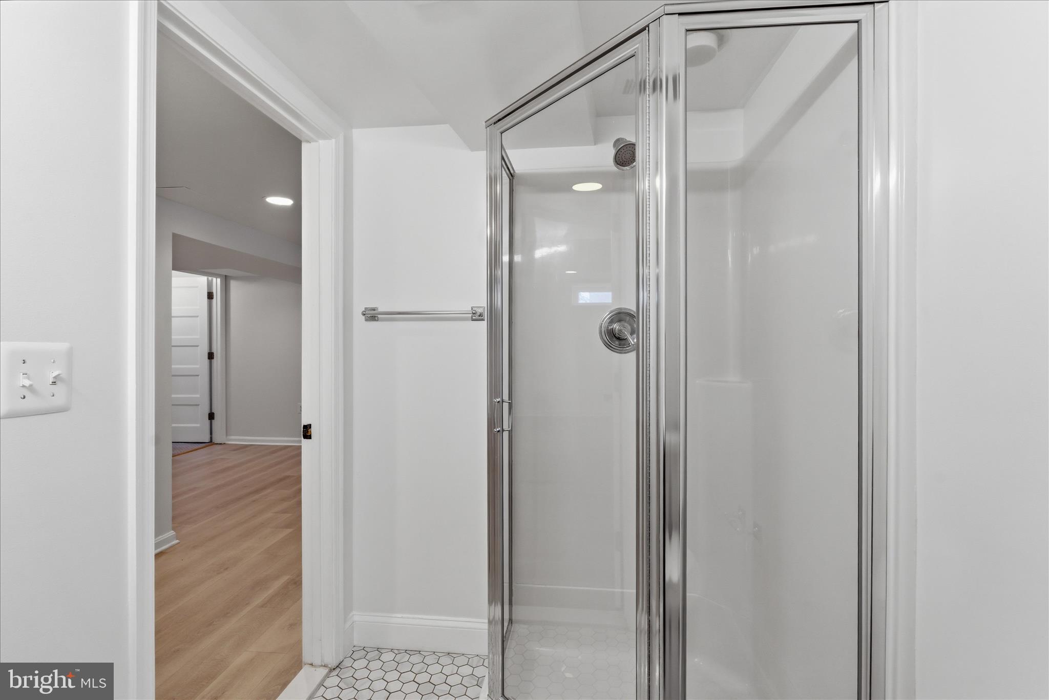 OAKCREST - Residential