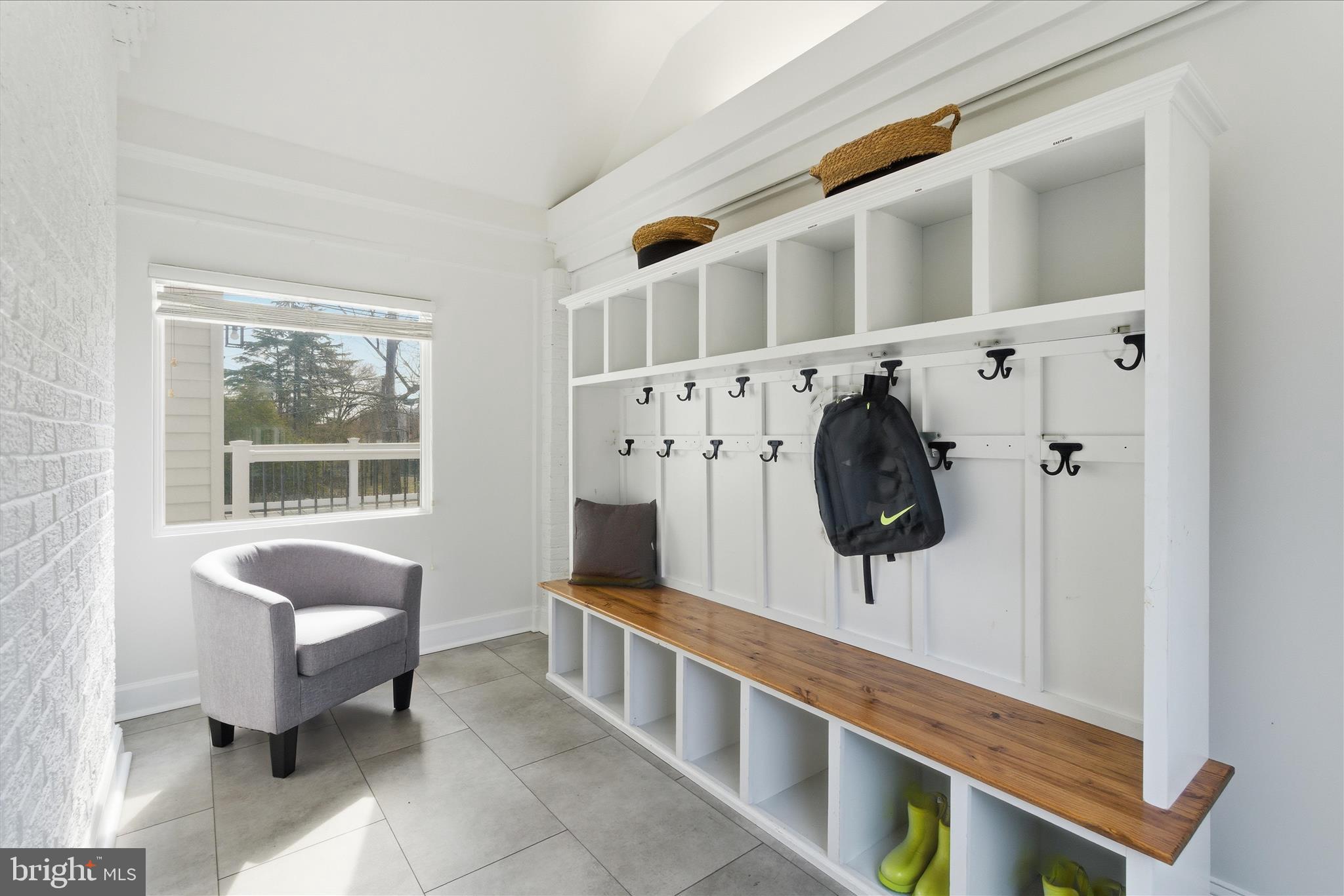 OAKCREST - Residential