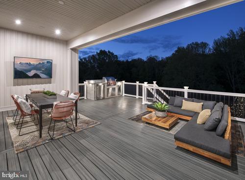 REGENCY AT WATERSIDE - Residential