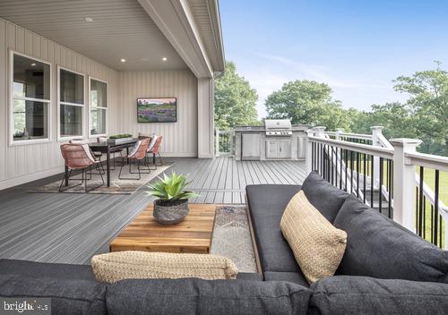 REGENCY AT WATERSIDE - Residential