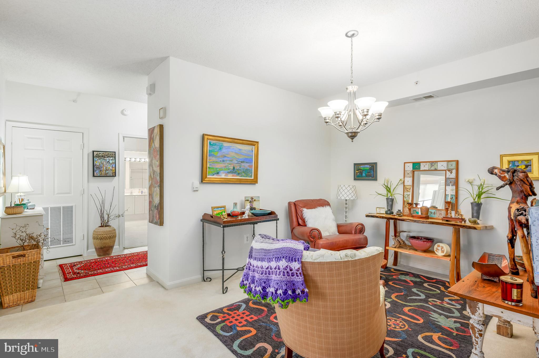 LANSDOWNE WOODS - Residential