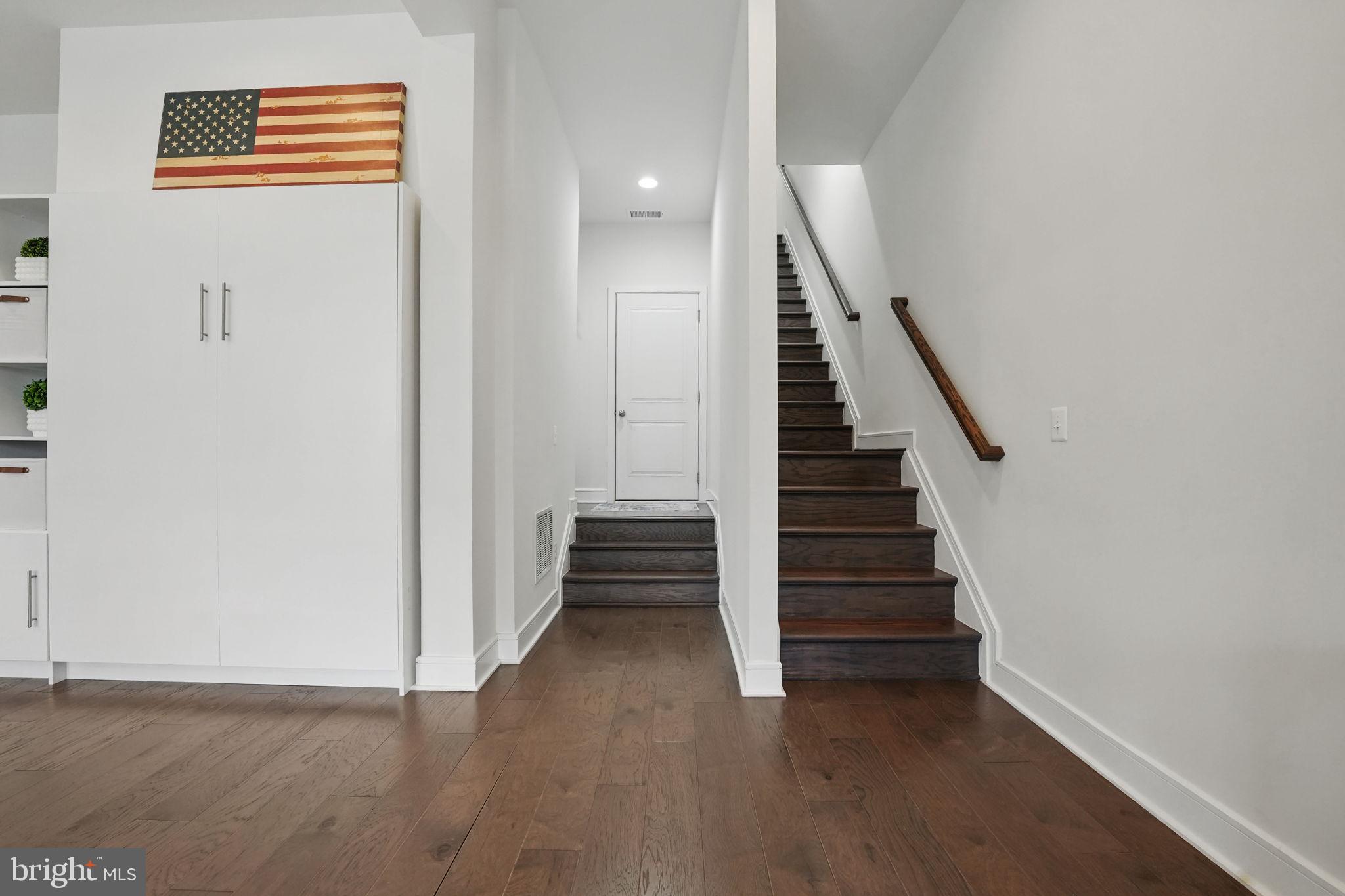 BRAMBLETON TOWN CENTER - Residential