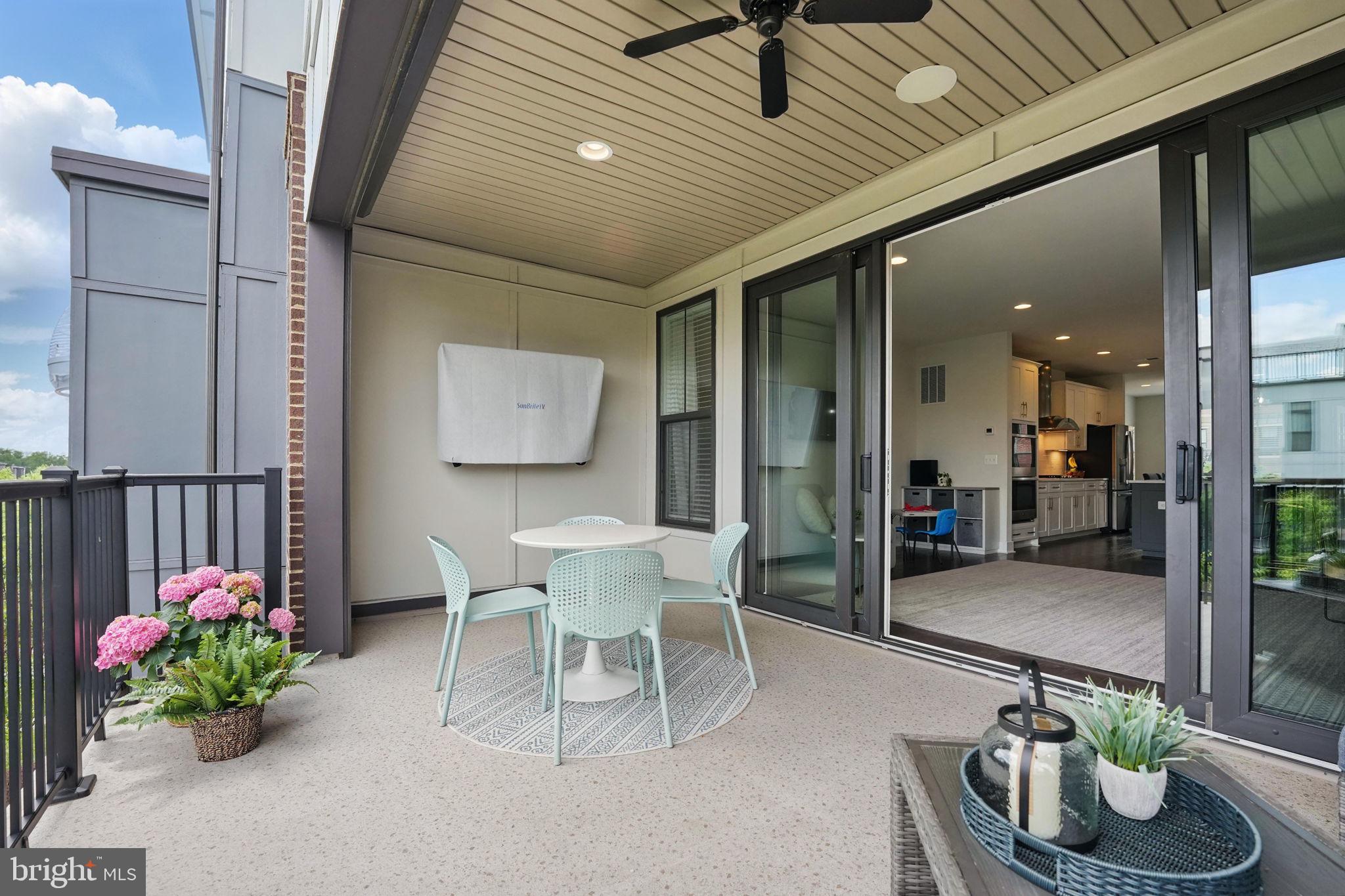 BRAMBLETON TOWN CENTER - Residential