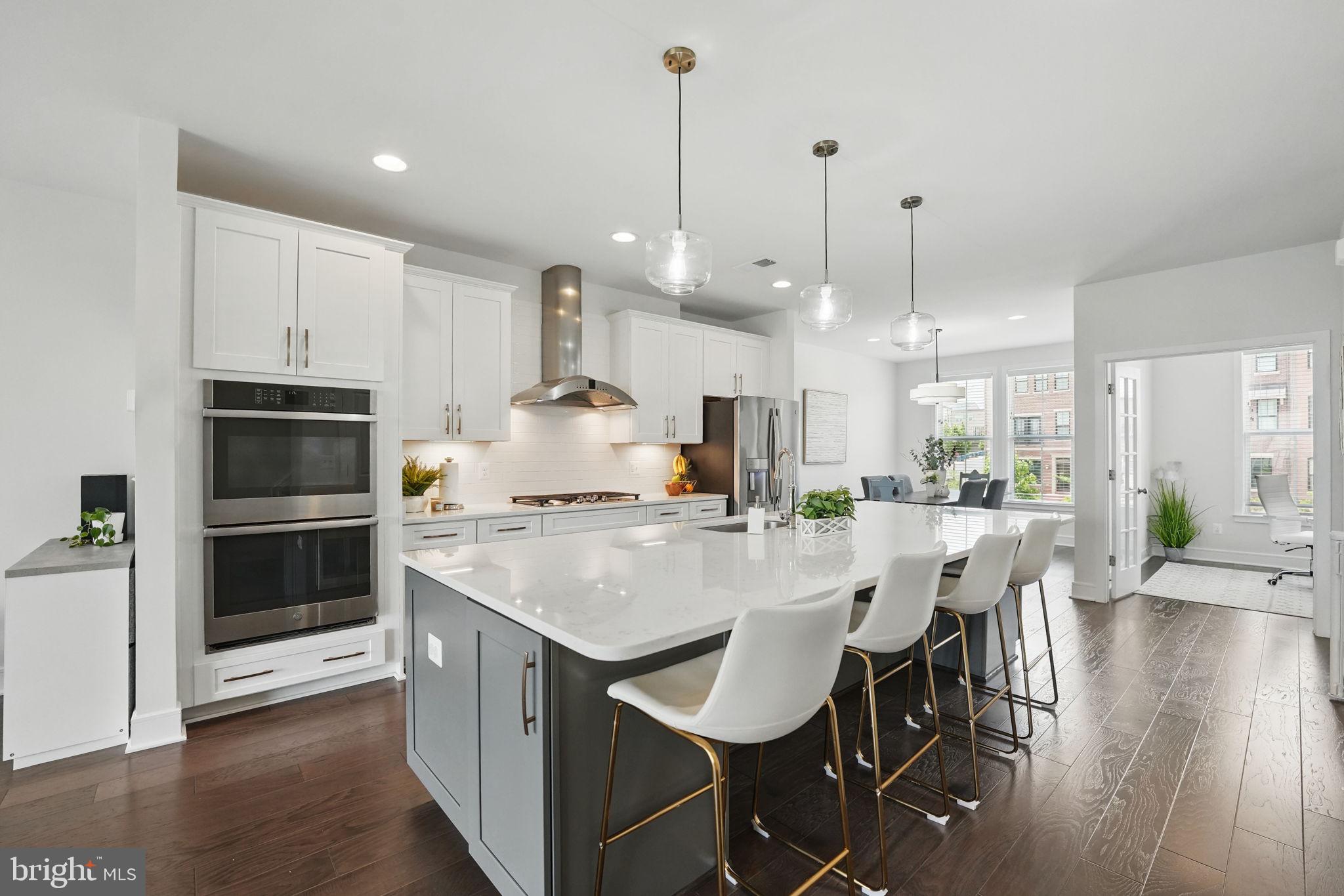 BRAMBLETON TOWN CENTER - Residential