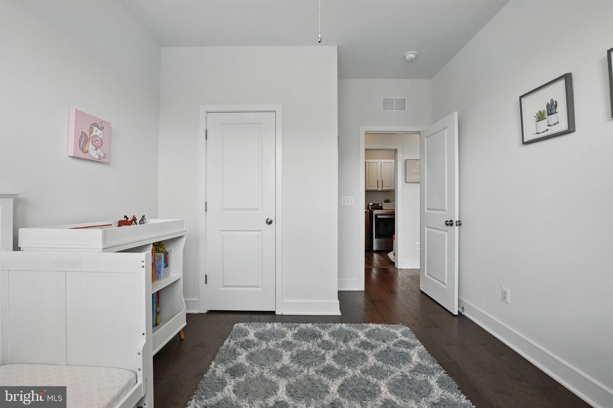 BRAMBLETON TOWN CENTER - Residential