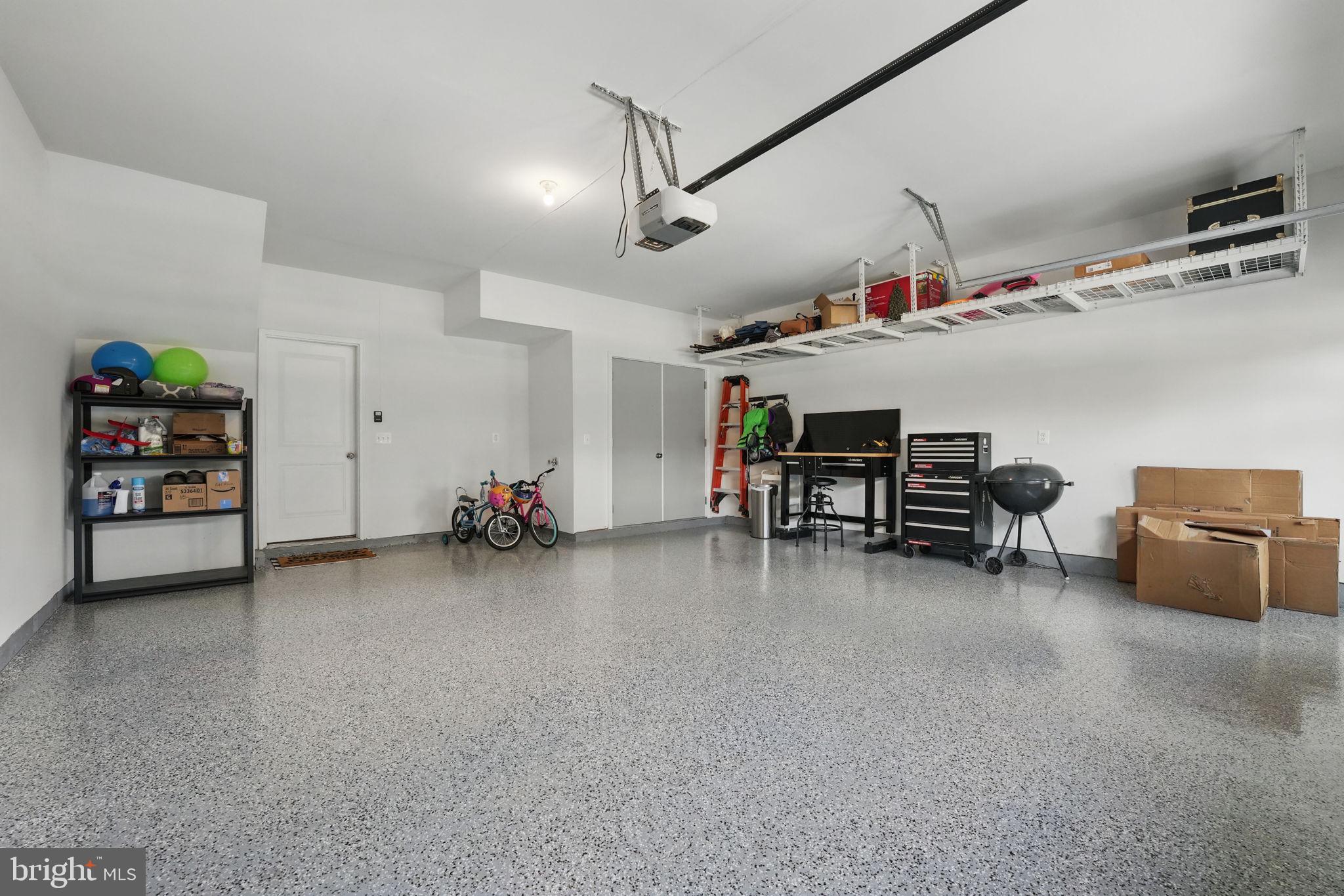 BRAMBLETON TOWN CENTER - Residential