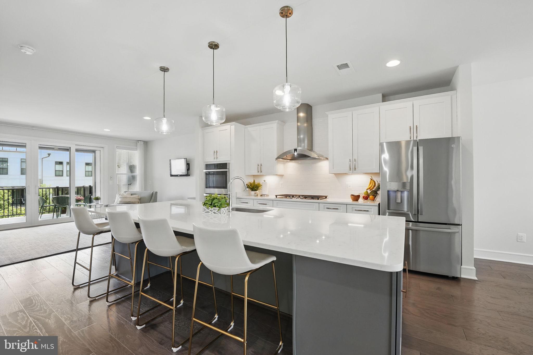 BRAMBLETON TOWN CENTER - Residential