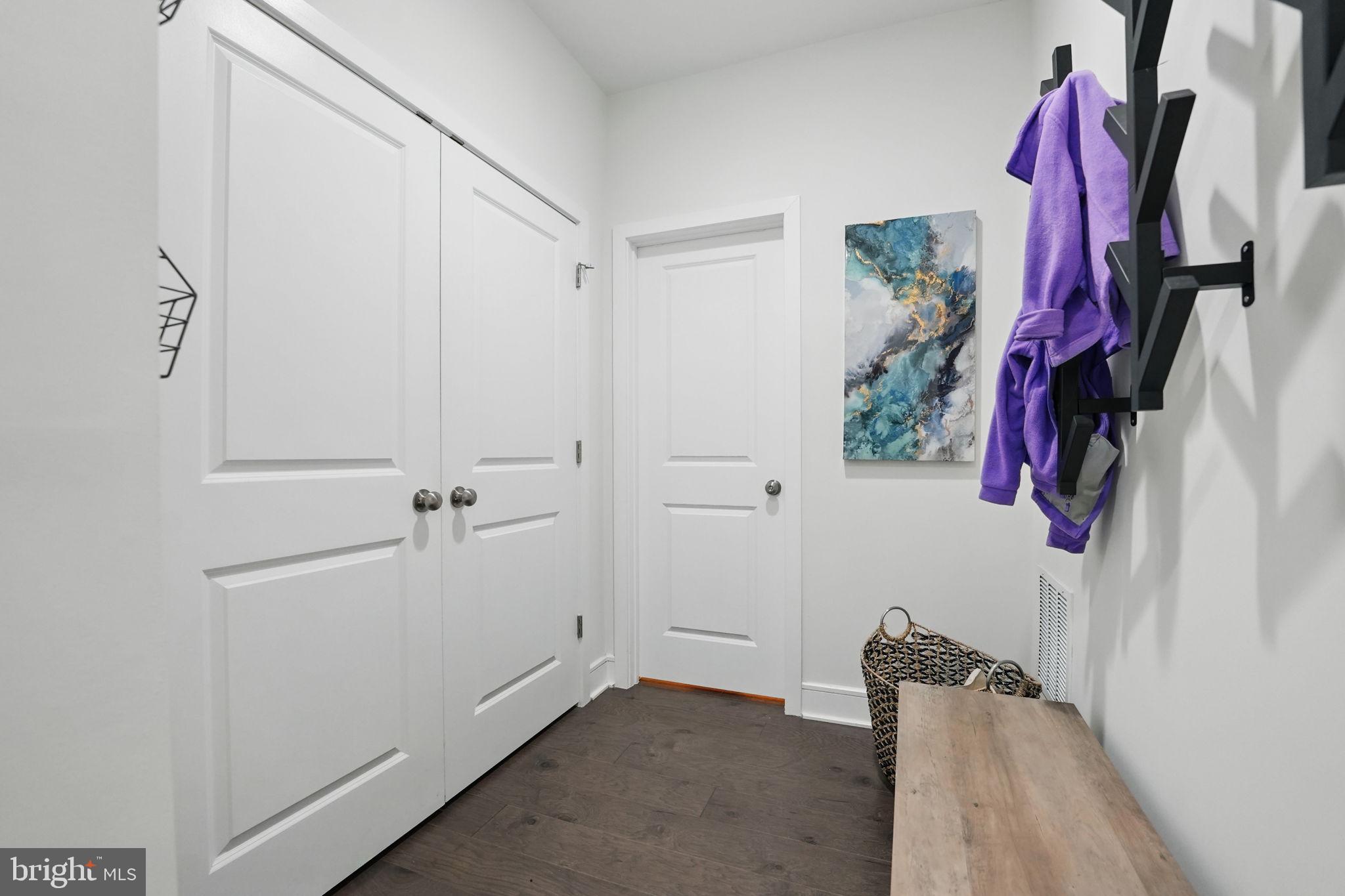 BRAMBLETON TOWN CENTER - Residential