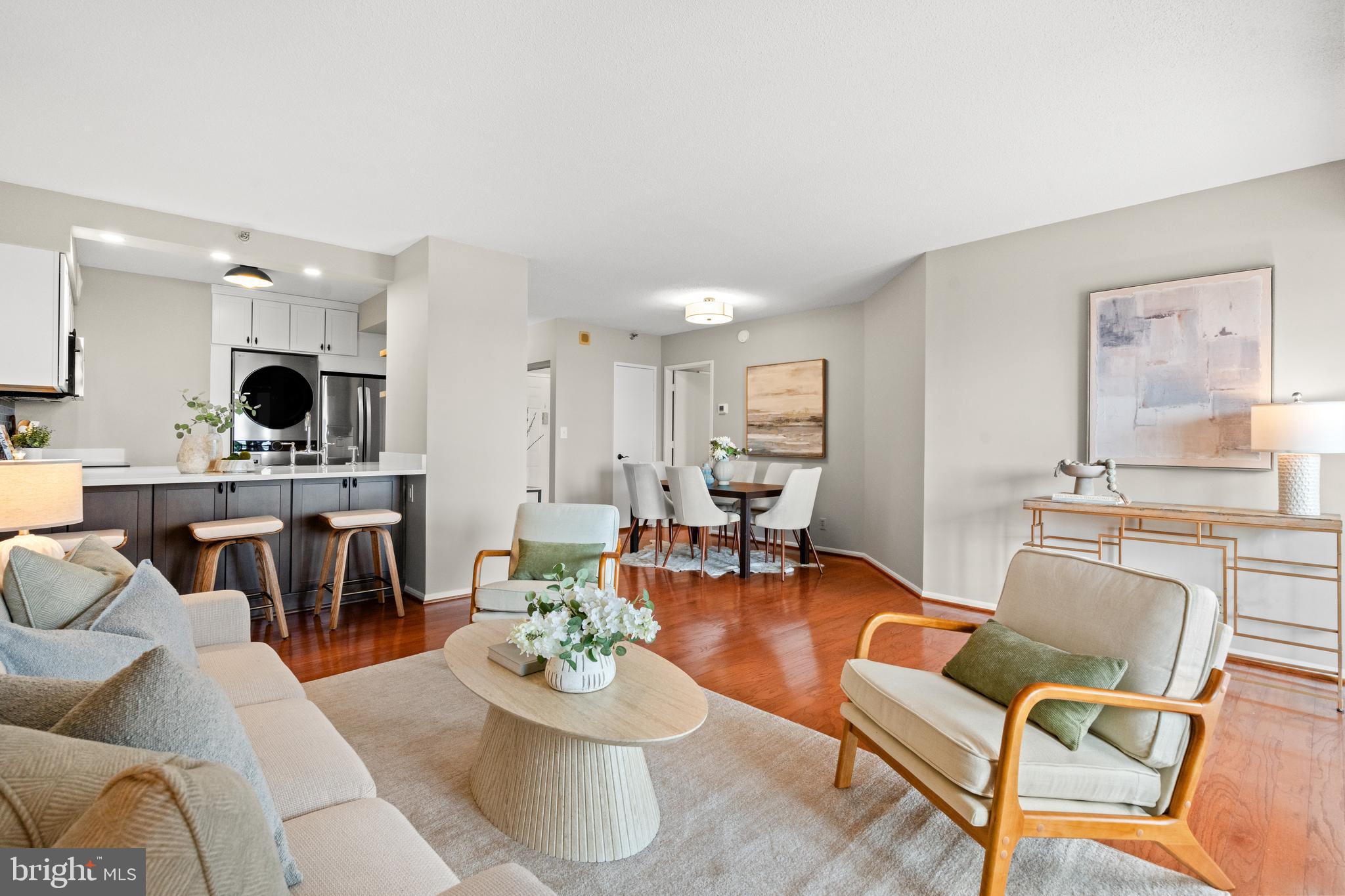 900 N STAFFORD STREET 2006