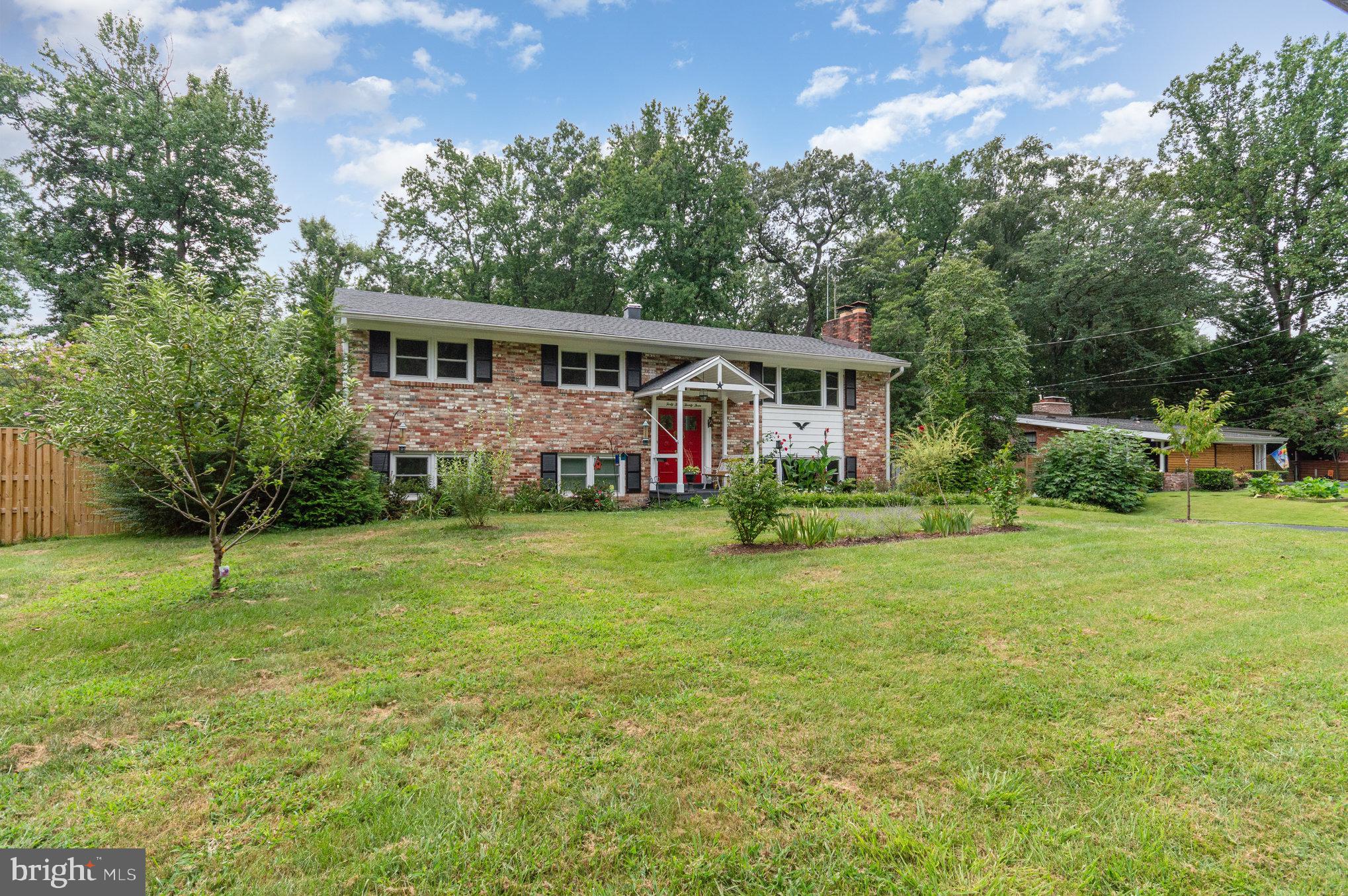 4323 FERRY LANDING ROAD