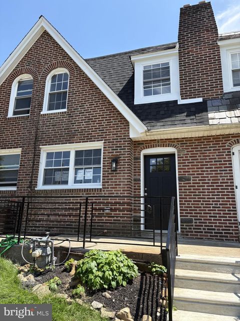 Photo of 247 N Linden Avenue, UPPER DARBY, PA 19082 (MLS # PADE2117512)