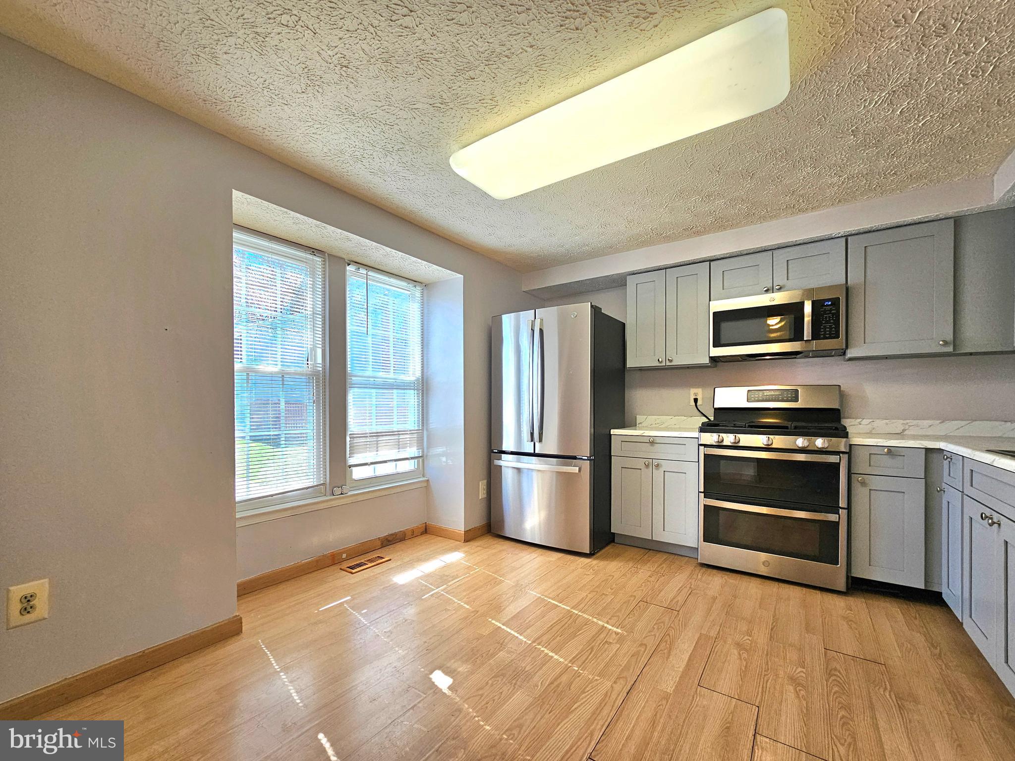 KEENE MILL VILLAGE - Residential