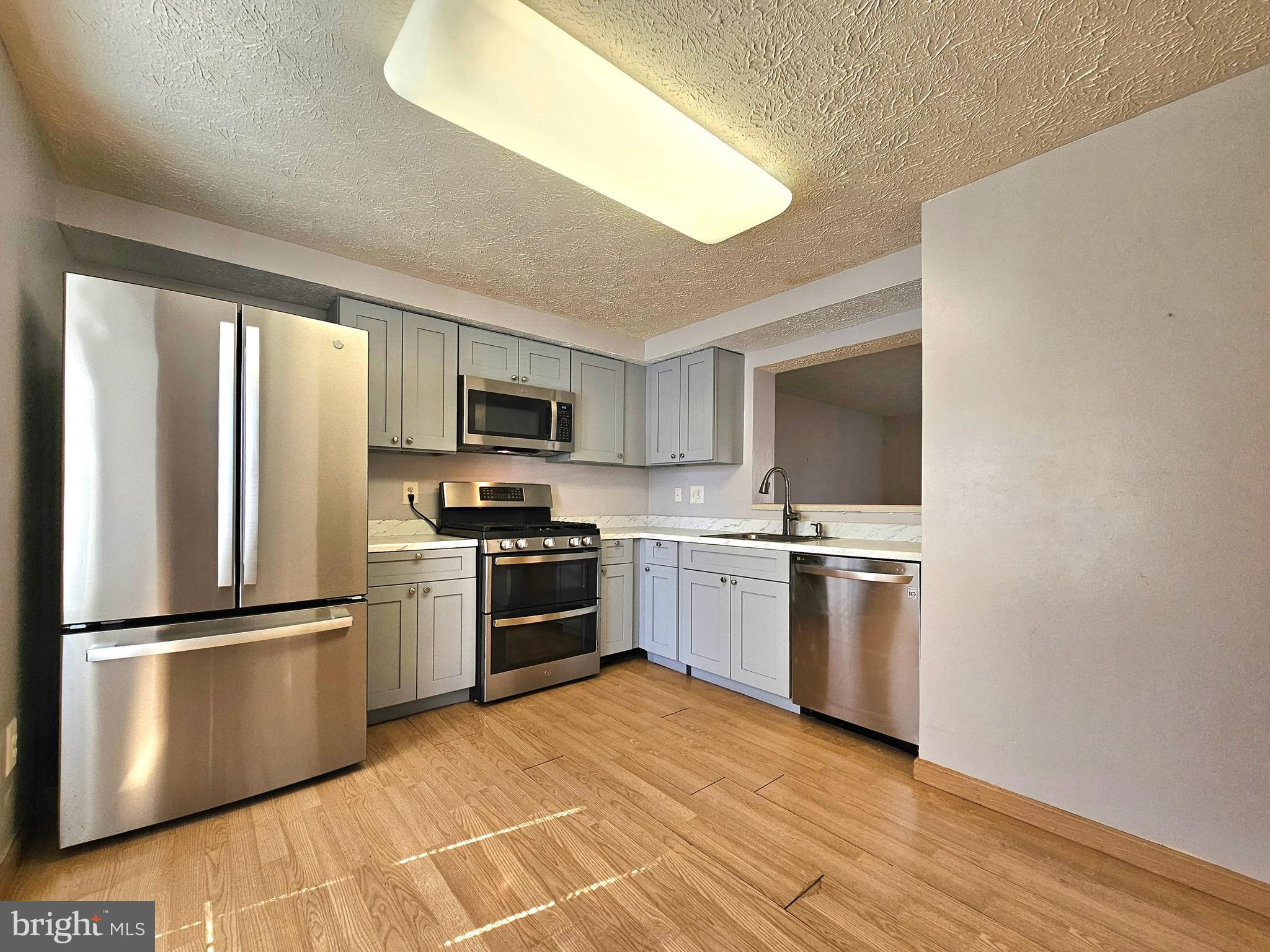 KEENE MILL VILLAGE - Residential