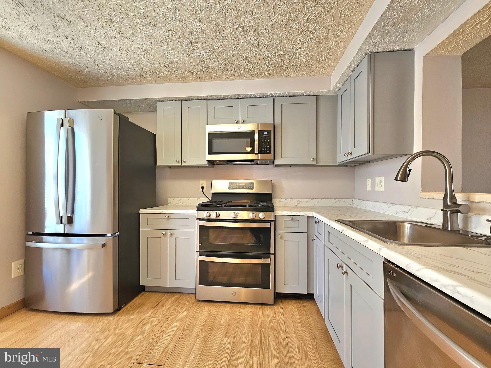 KEENE MILL VILLAGE - Residential