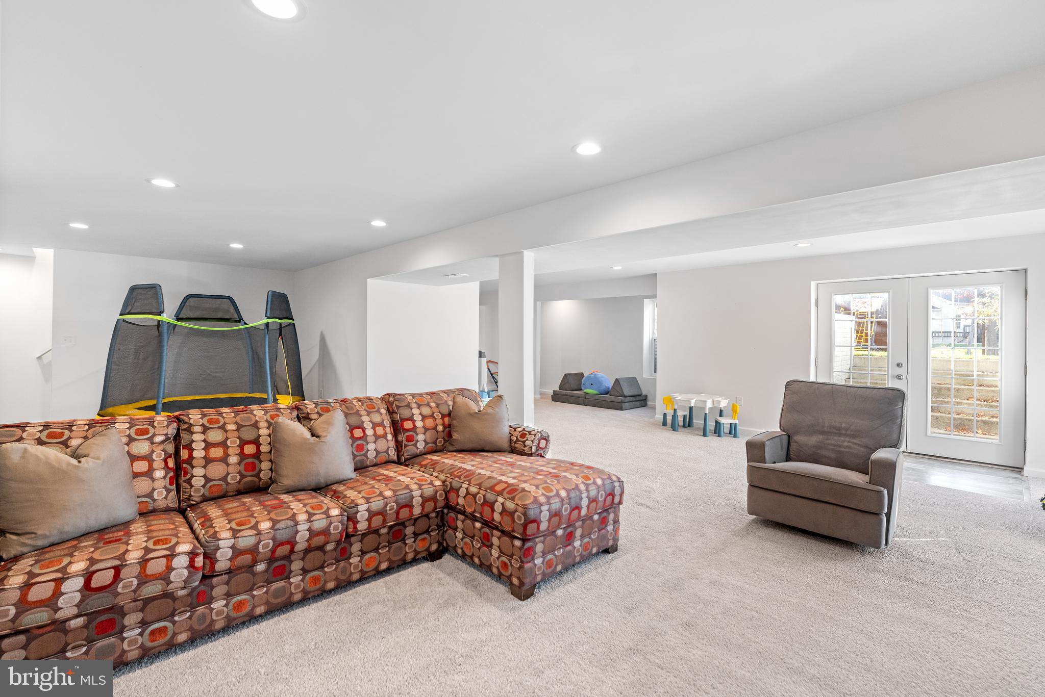 CHRISTO REY - Residential