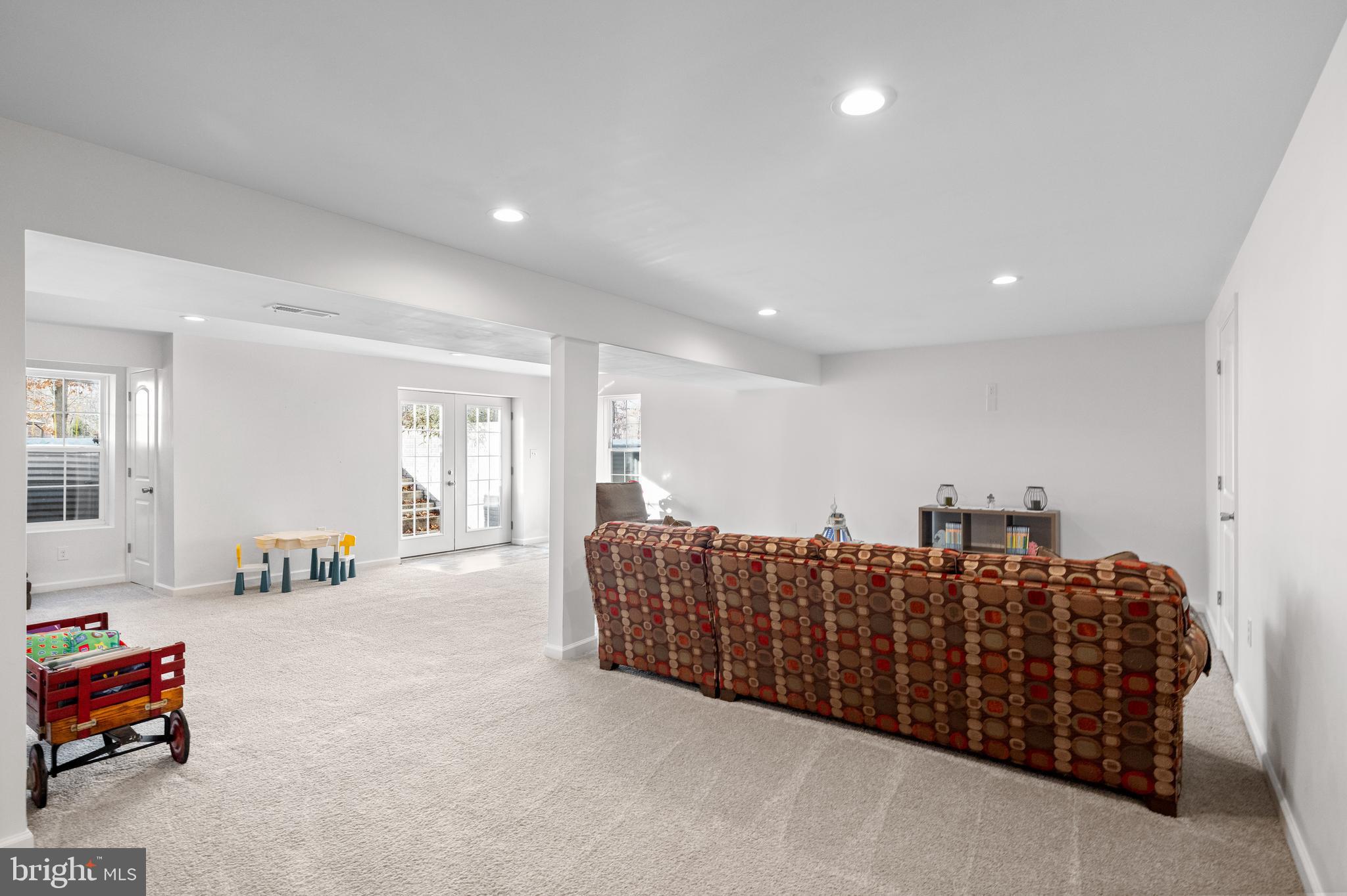 CHRISTO REY - Residential