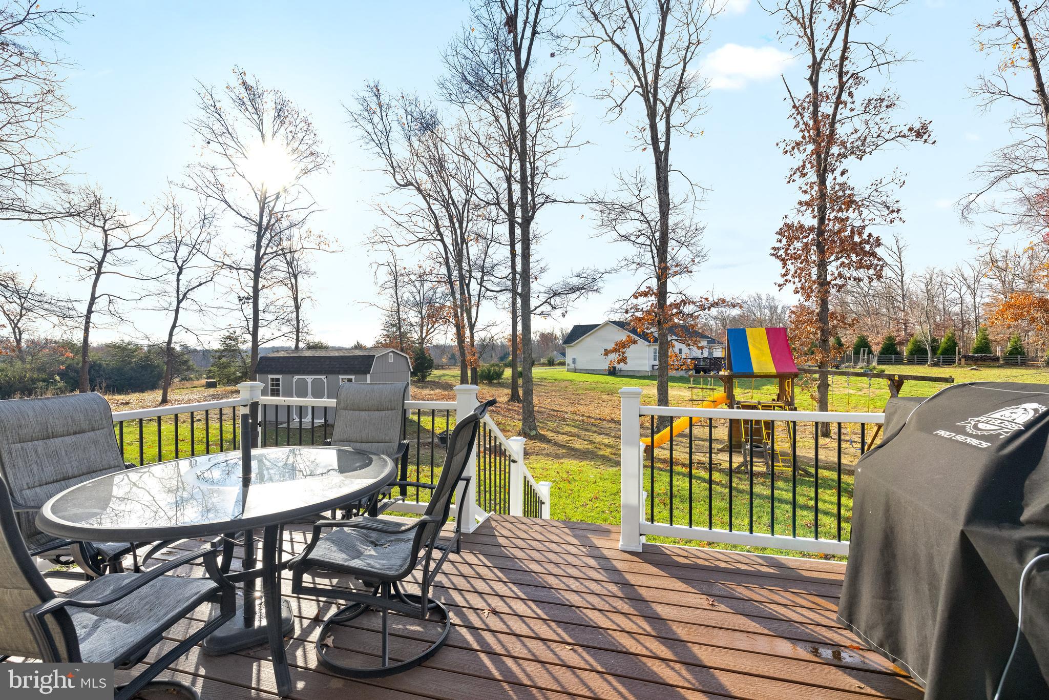 CHRISTO REY - Residential