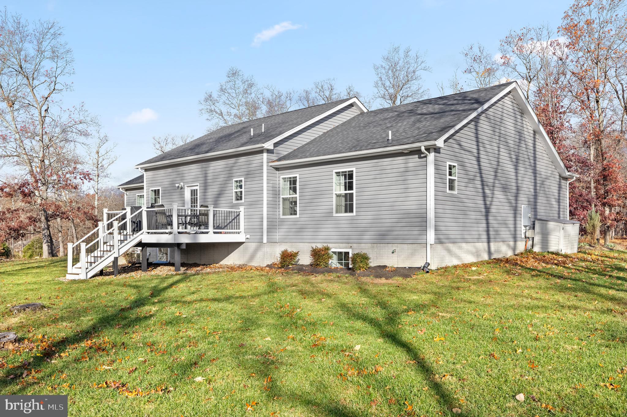 CHRISTO REY - Residential