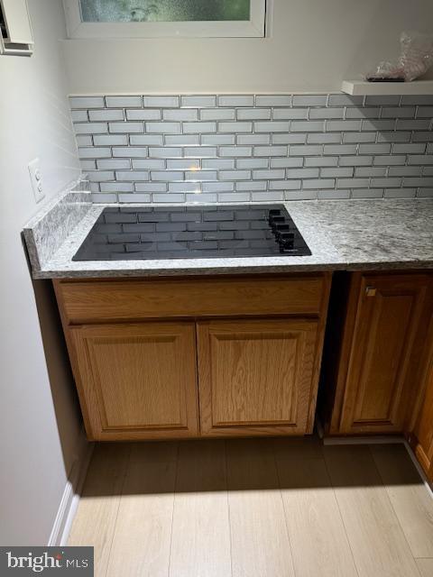 AVON PARK - Residential Lease