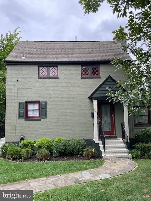 829 N BUCHANAN STREET ARLINGTON VA 22203