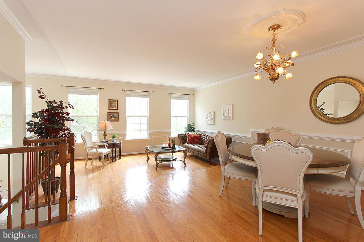 CASCADES - Residential Lease