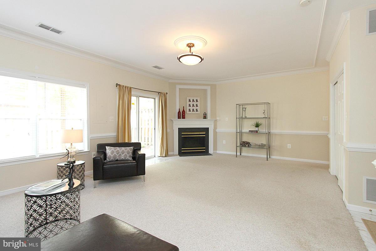 CASCADES - Residential Lease