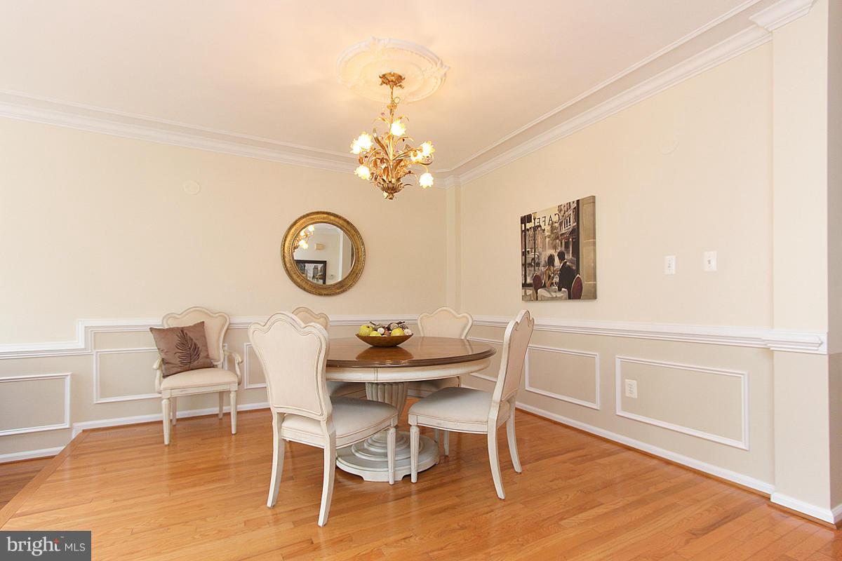 CASCADES - Residential Lease